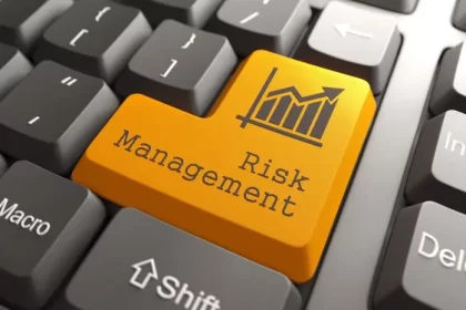 Effective Tips for Managing Risk in Trading